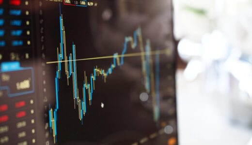 【投資チャンス到来中】武田薬品は成長加速、中外製薬は株価▲20％急落